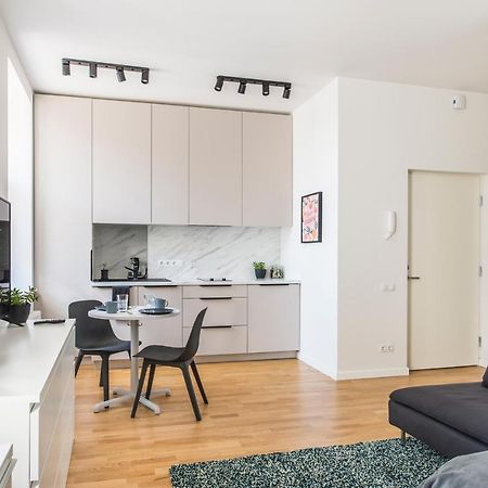 Cozy Modern Studio - Great For Short Trips Riga Eksteriør billede